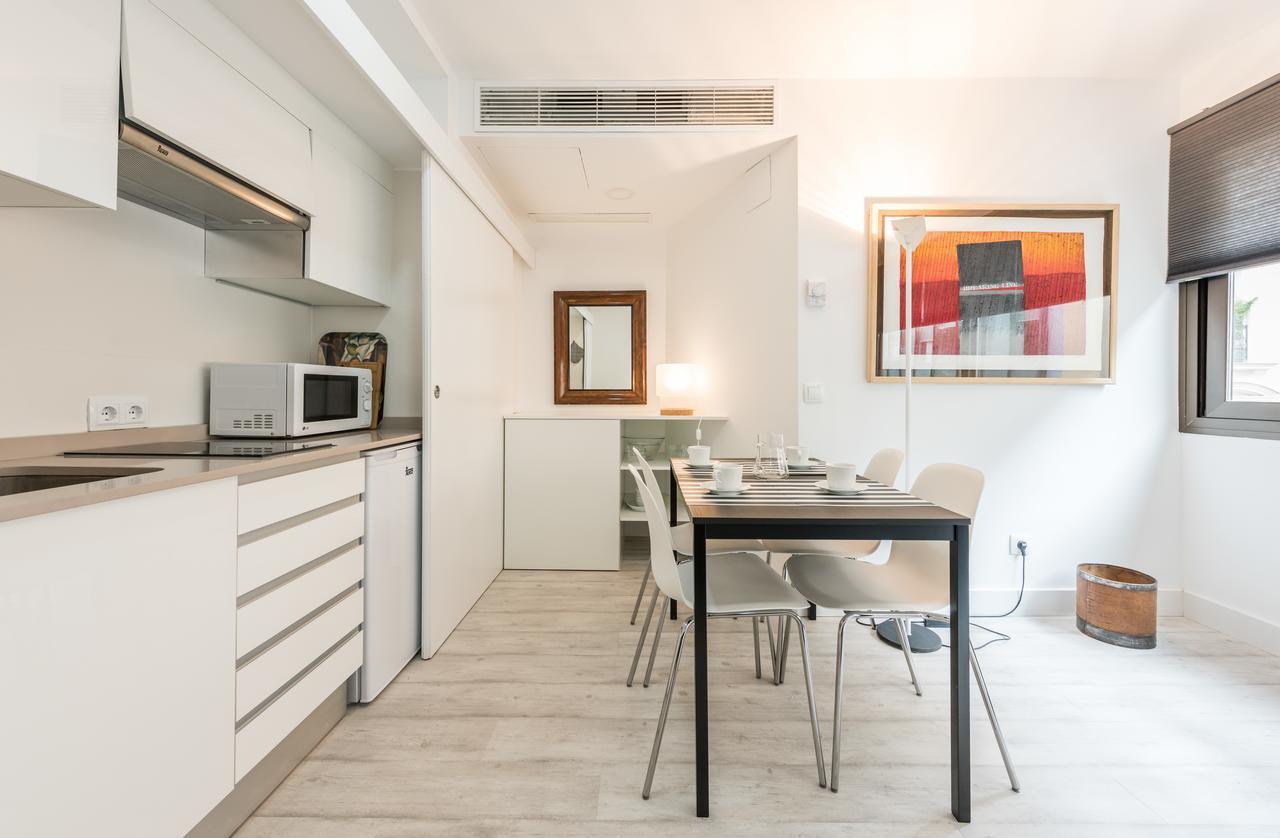 Recoletos Apartment Madrid Bagian luar foto