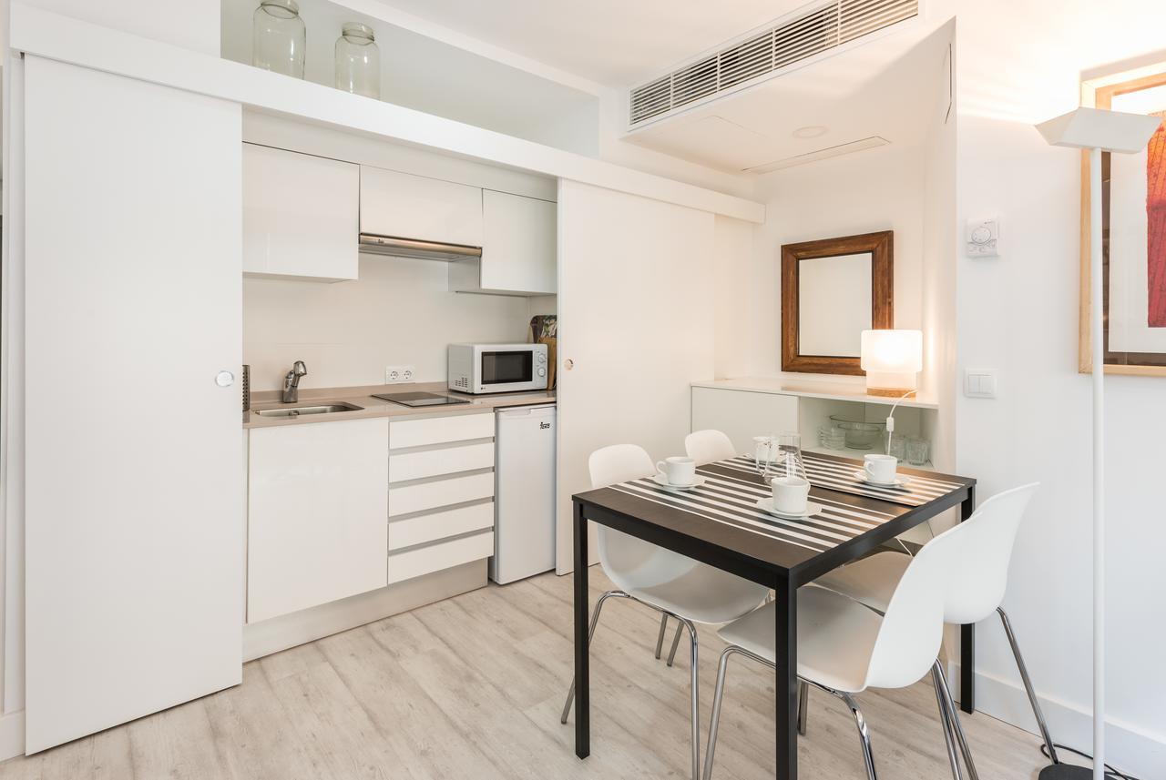 Recoletos Apartment Madrid Bagian luar foto