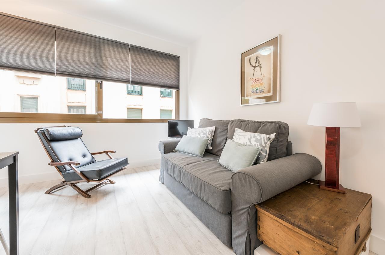 Recoletos Apartment Madrid Bagian luar foto
