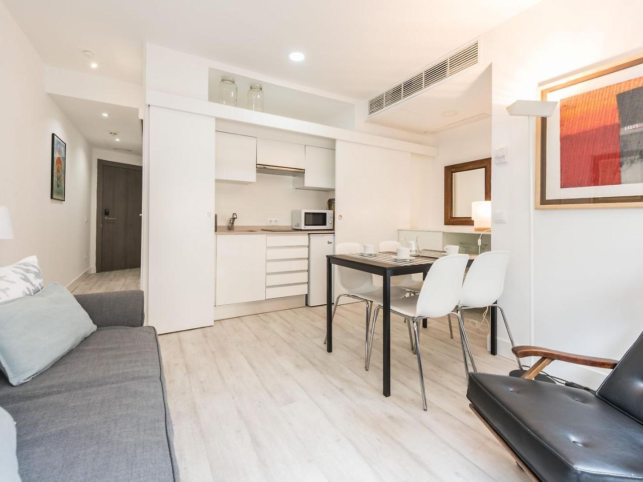 Recoletos Apartment Madrid Bagian luar foto